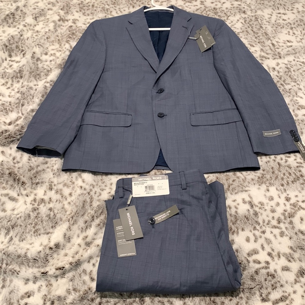 Mens Michael Kors 2pc Suit - Picture 4 of 11